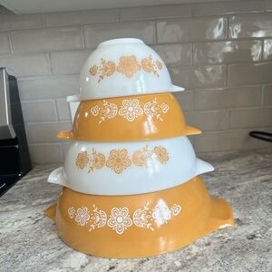 Pyrex Gold Butterfly Cinderella Bowls